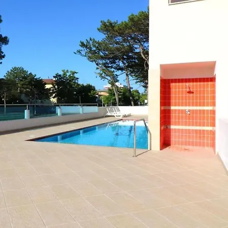Enjoy Your Escape By The Pool Appartamento Bibione